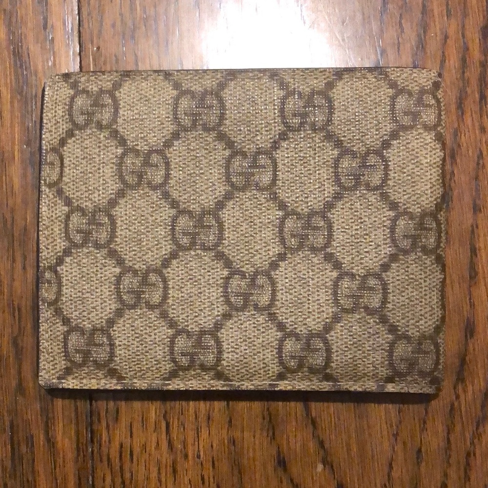 GUCCI GG Supreme Brown Leather Coated Canvas Monogram Bifold Wallet - Picture 3 of 17